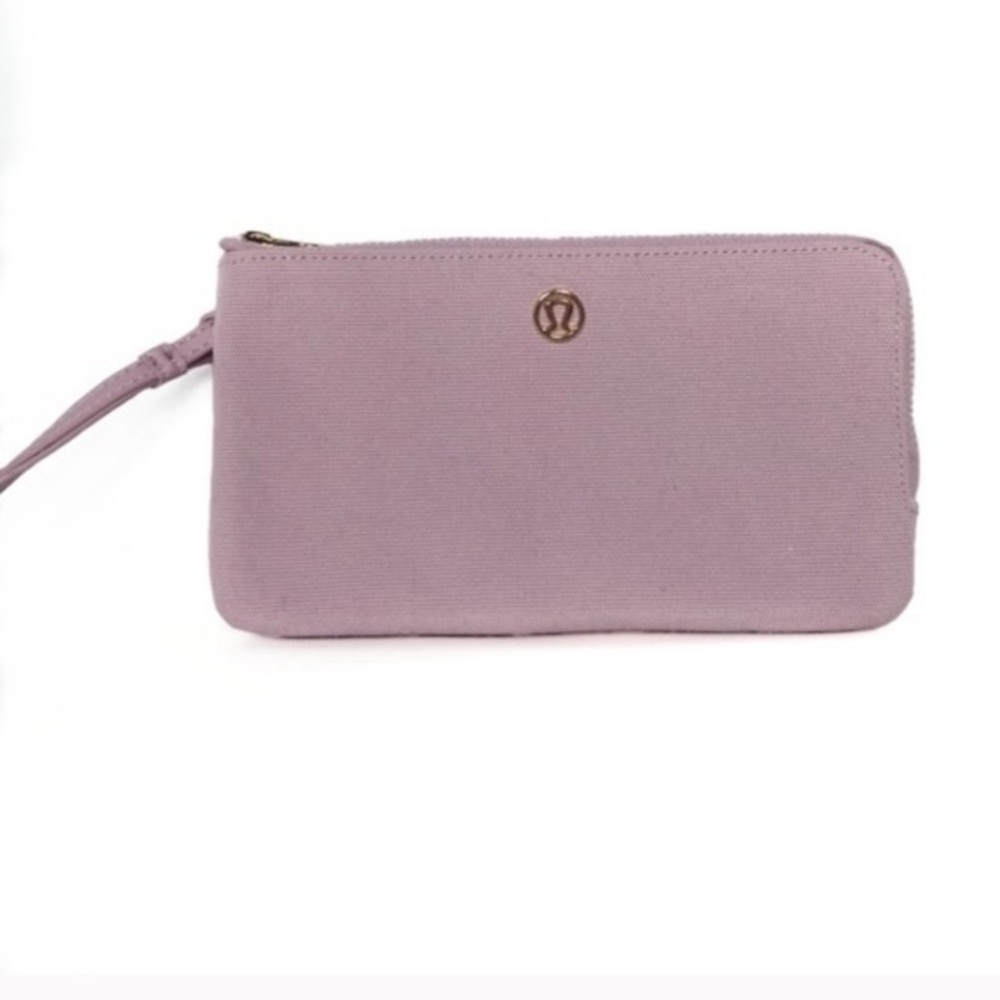 Lululemon wallet